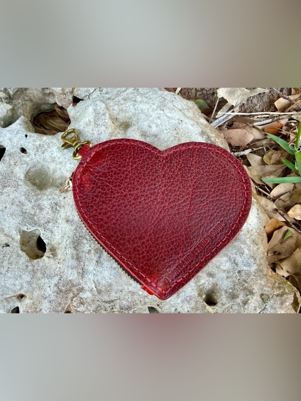 Portland leather Heart-Shaped Coin Pouch Chili Red